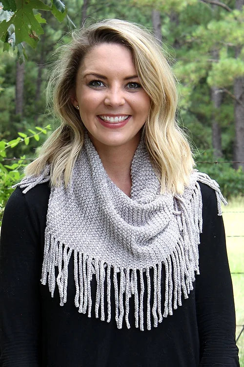 ON THE FRINGE CHENILLE TUBE SCARF,GRAY